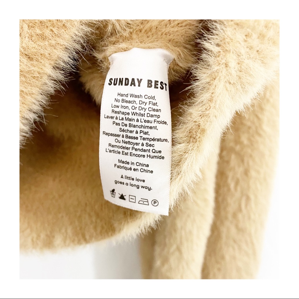 Aritzia Sunday Best Kitten Crewneck Eyelash Knit Fuzzy Pullover Sweater - Picture 10 of 11